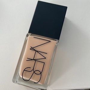 Nars Light Reflecting Foundation Mount Blanc